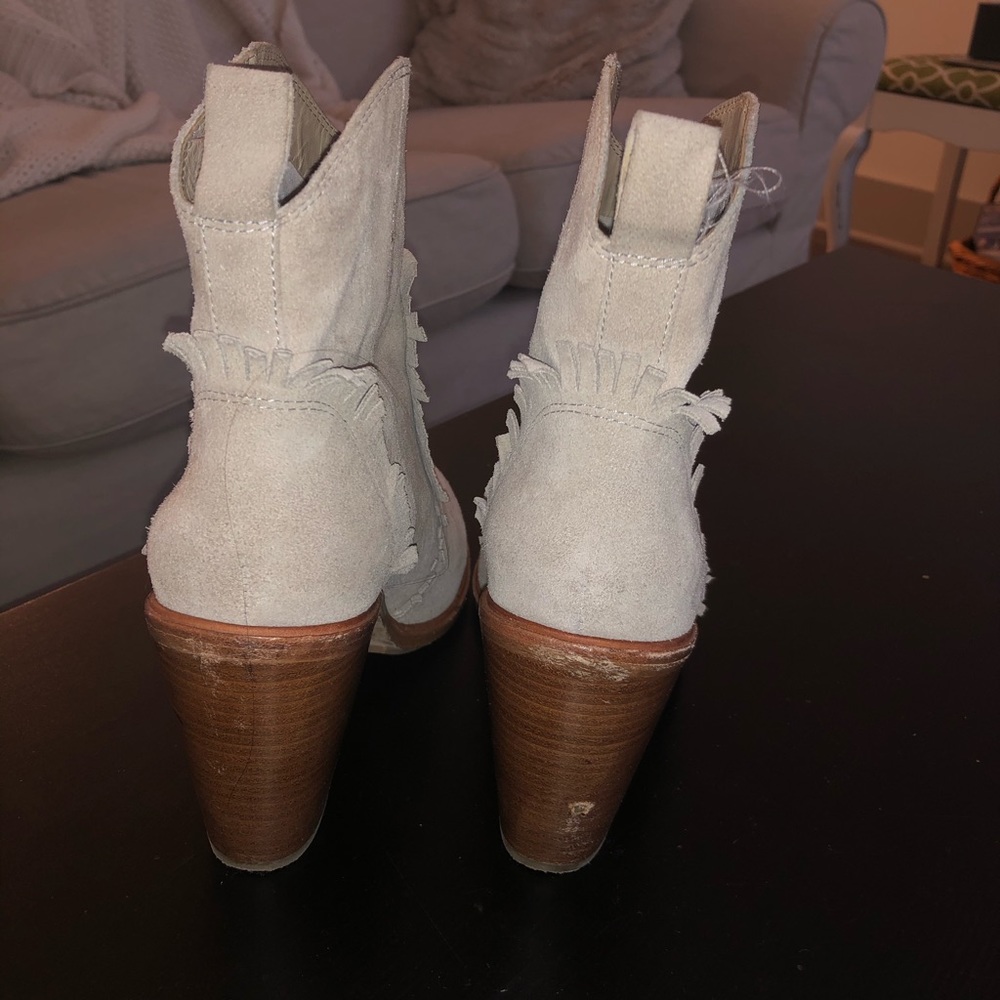 JOIE booties - Picture 5 of 8